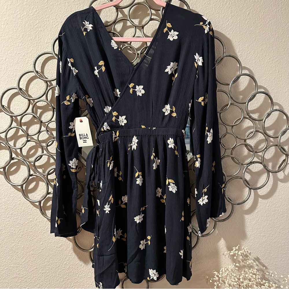 Billabong Floral Mini Dress - Picture 7 of 7